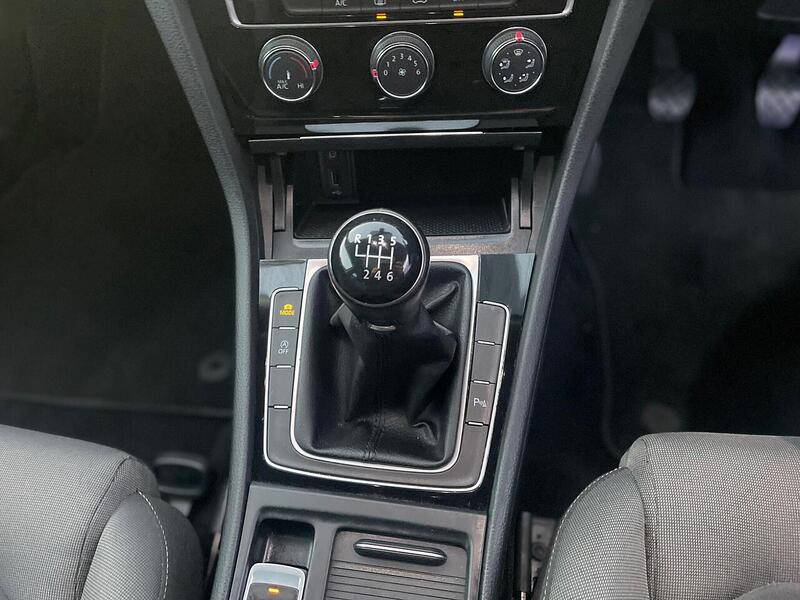 Volkswagen Golf 1.4 TSI BlueMotion Tech ACT GT Edition Hatchback 5dr Petrol Manual Euro 6 (s/s) (150 ps) - U7278