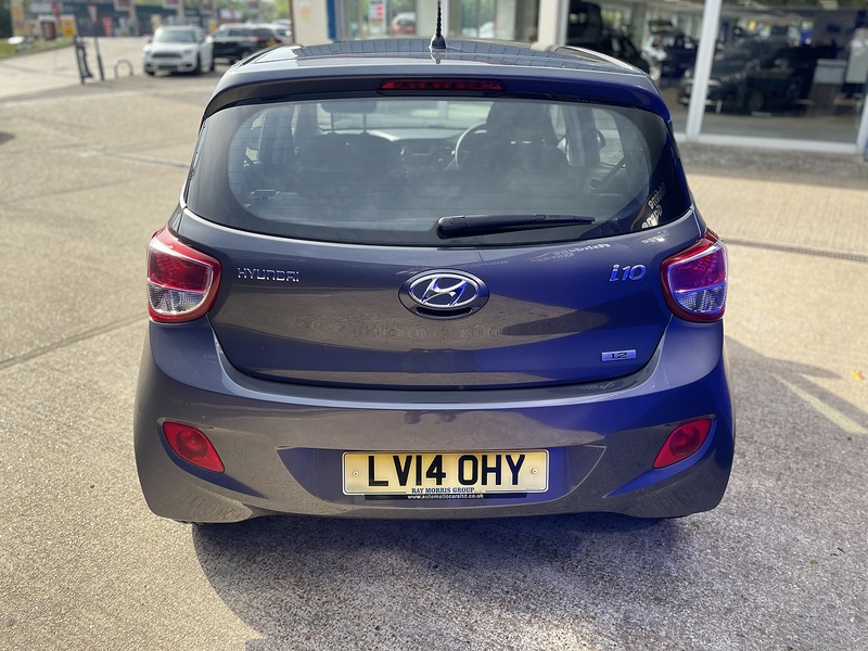Hyundai i10 1.2 SE Hatchback 5dr Petrol Auto Euro 5 (87 ps) - U7279
