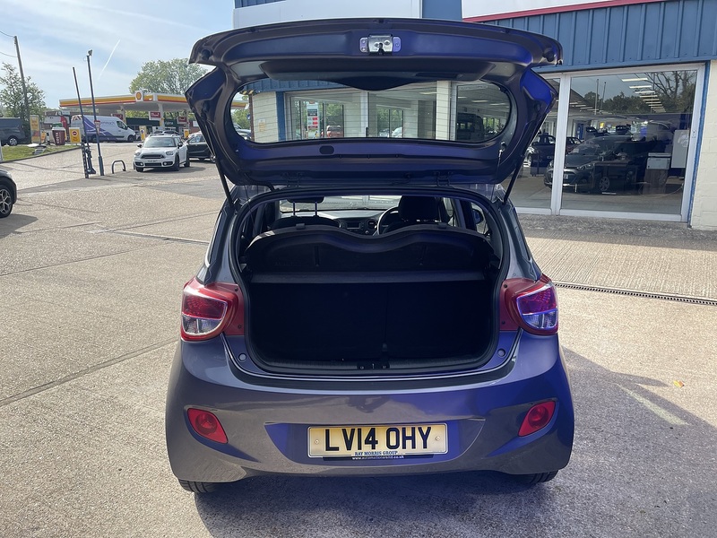 Hyundai i10 1.2 SE Hatchback 5dr Petrol Auto Euro 5 (87 ps) - U7279