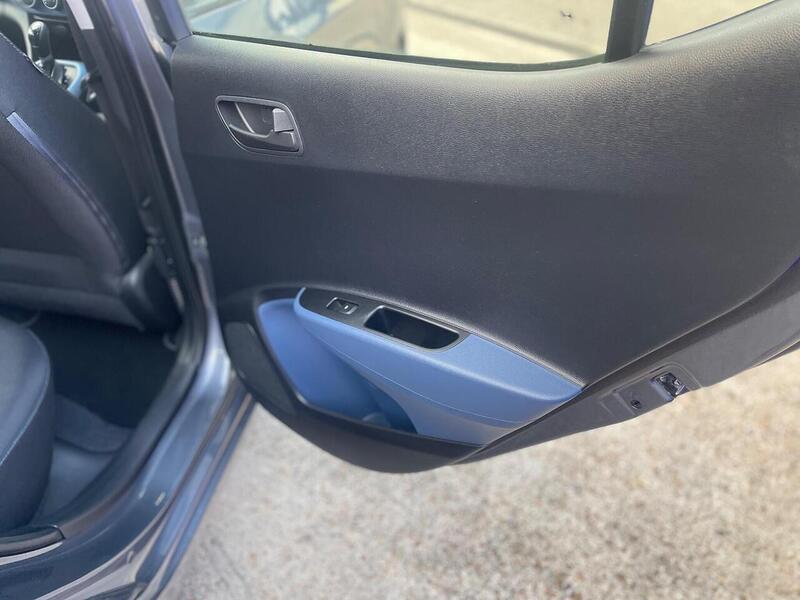 Hyundai i10 1.2 SE Hatchback 5dr Petrol Auto Euro 5 (87 ps) - U7279