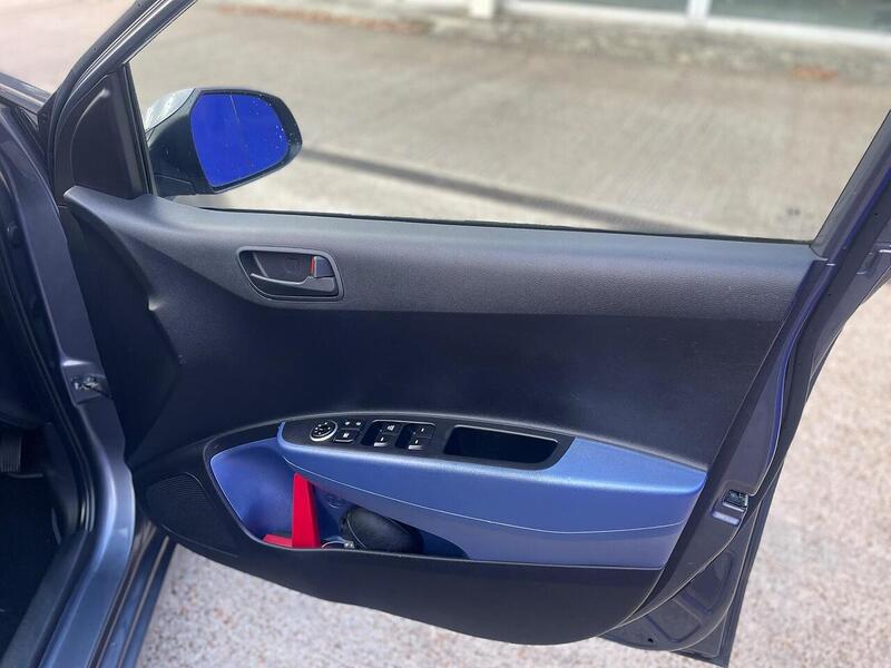 Hyundai i10 1.2 SE Hatchback 5dr Petrol Auto Euro 5 (87 ps) - U7279