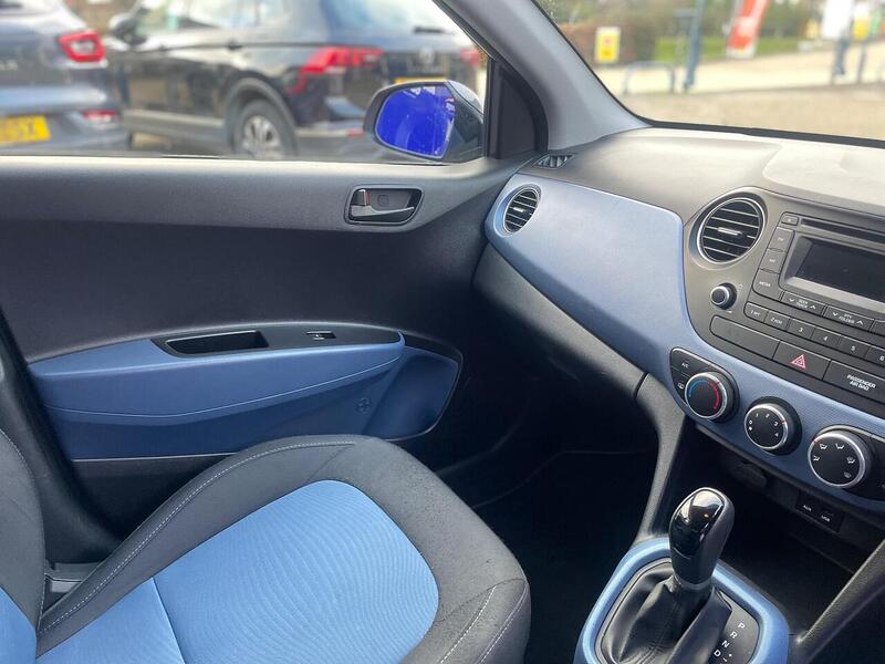 Hyundai i10 1.2 SE Hatchback 5dr Petrol Auto Euro 5 (87 ps) - U7279