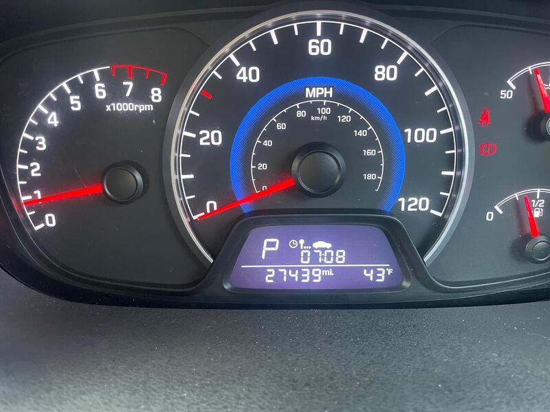 Hyundai i10 1.2 SE Hatchback 5dr Petrol Auto Euro 5 (87 ps) - U7279