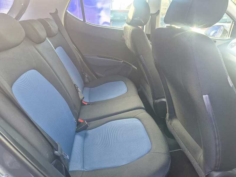 Hyundai i10 1.2 SE Hatchback 5dr Petrol Auto Euro 5 (87 ps) - U7279