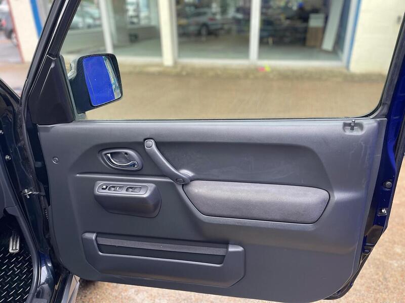 Suzuki Jimny 1.3 VVT SZ4 SUV 3dr Petrol Manual 4WD Euro 5 (85 ps) - U7281