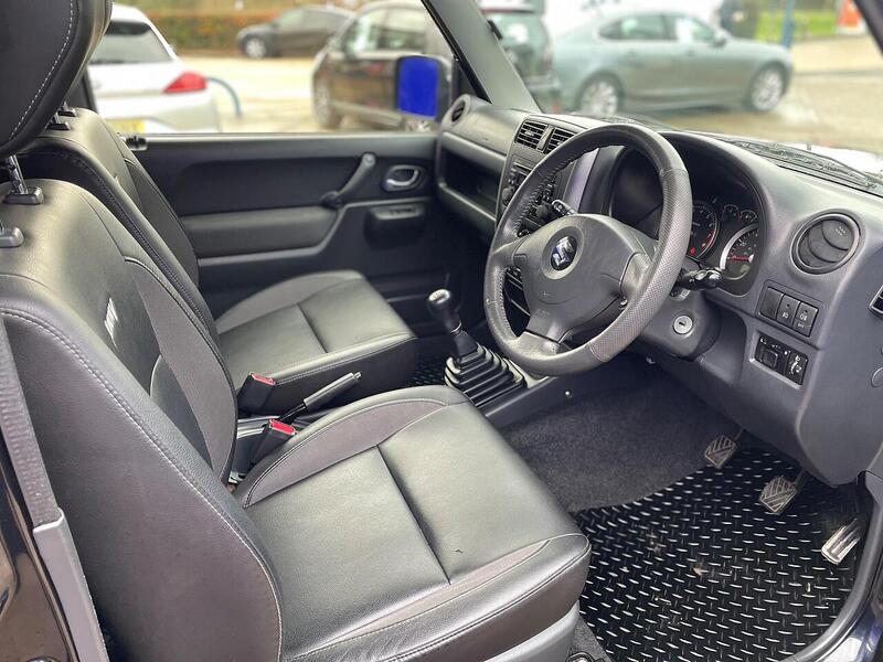 Suzuki Jimny 1.3 VVT SZ4 SUV 3dr Petrol Manual 4WD Euro 5 (85 ps) - U7281