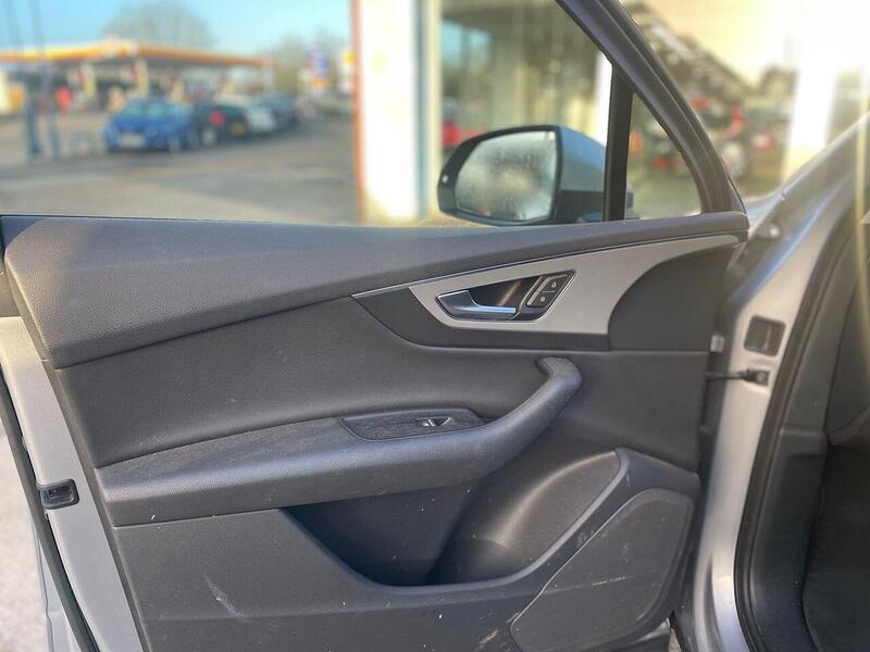 Audi Q7 3.0 TDI V6 45 Sport SUV 5dr Diesel Tiptronic quattro Euro 6 (s/s) (231 ps) - U7285