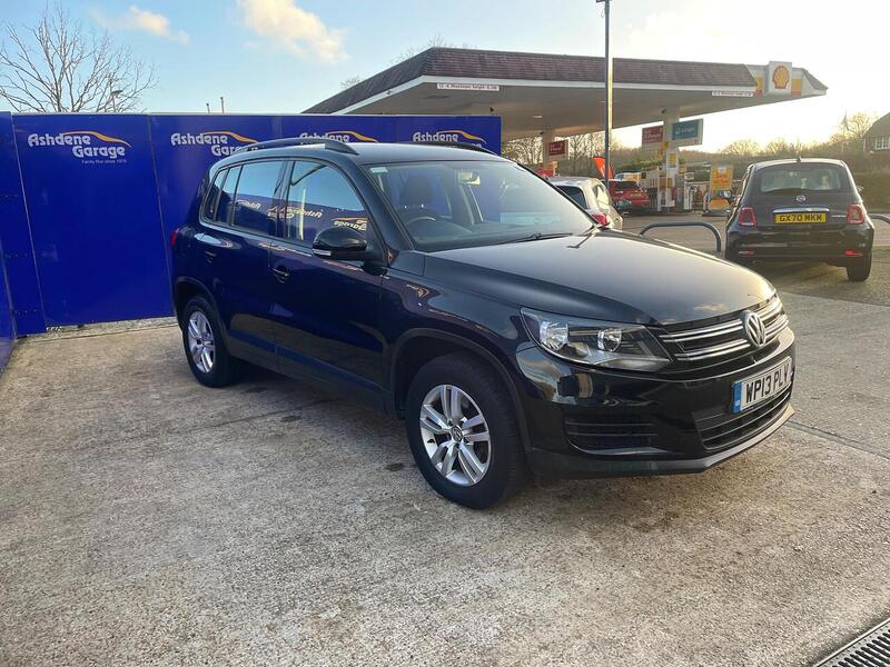 Volkswagen Tiguan 2.0 TDI BlueMotion Tech S SUV 5dr Diesel Manual 2WD Euro 5 (s/s) (140 ps) - U7288