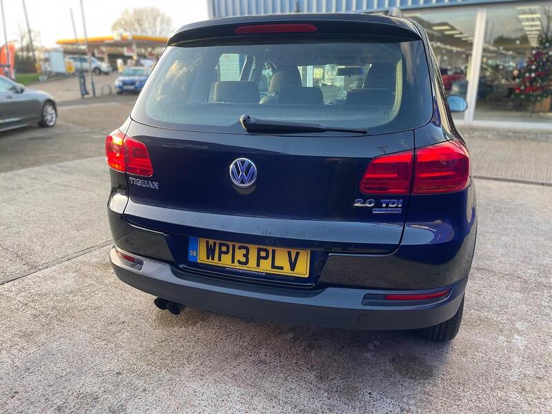 Volkswagen Tiguan 2.0 TDI BlueMotion Tech S SUV 5dr Diesel Manual 2WD Euro 5 (s/s) (140 ps) - U7288