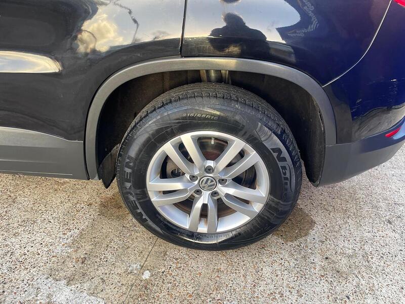 Volkswagen Tiguan 2.0 TDI BlueMotion Tech S SUV 5dr Diesel Manual 2WD Euro 5 (s/s) (140 ps) - U7288