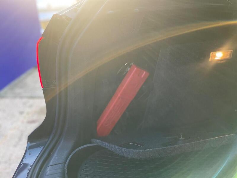 Volkswagen Tiguan 2.0 TDI BlueMotion Tech S SUV 5dr Diesel Manual 2WD Euro 5 (s/s) (140 ps) - U7288