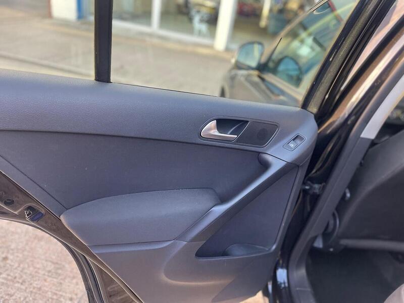 Volkswagen Tiguan 2.0 TDI BlueMotion Tech S SUV 5dr Diesel Manual 2WD Euro 5 (s/s) (140 ps) - U7288