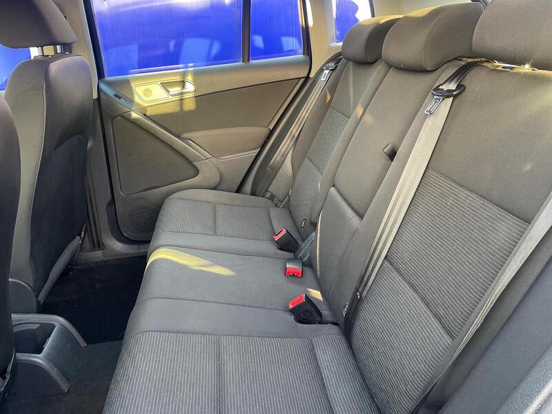 Volkswagen Tiguan 2.0 TDI BlueMotion Tech S SUV 5dr Diesel Manual 2WD Euro 5 (s/s) (140 ps) - U7288