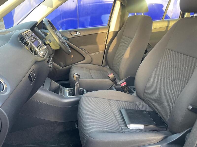 Volkswagen Tiguan 2.0 TDI BlueMotion Tech S SUV 5dr Diesel Manual 2WD Euro 5 (s/s) (140 ps) - U7288