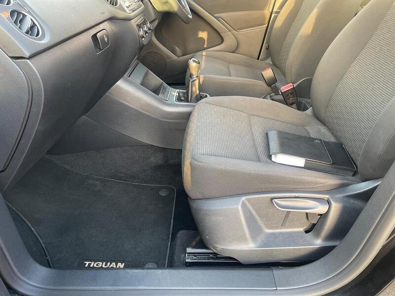 Volkswagen Tiguan 2.0 TDI BlueMotion Tech S SUV 5dr Diesel Manual 2WD Euro 5 (s/s) (140 ps) - U7288