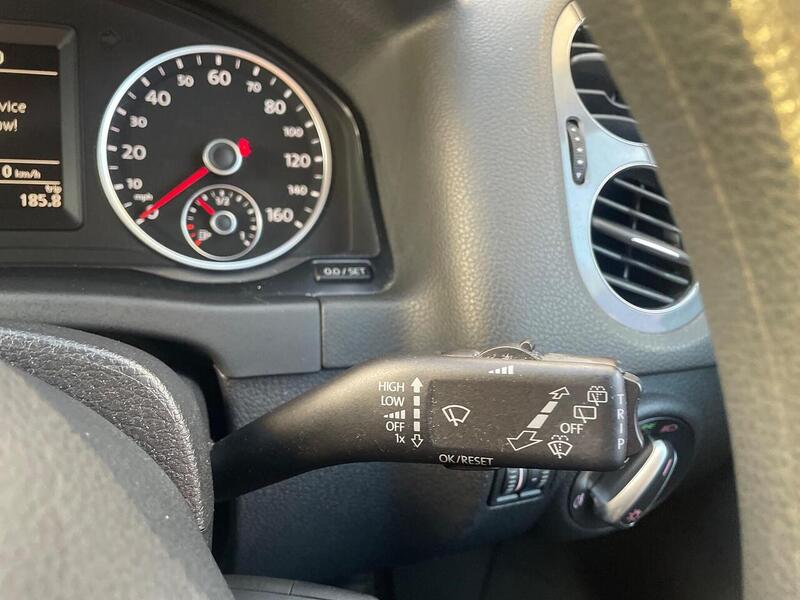 Volkswagen Tiguan 2.0 TDI BlueMotion Tech S SUV 5dr Diesel Manual 2WD Euro 5 (s/s) (140 ps) - U7288