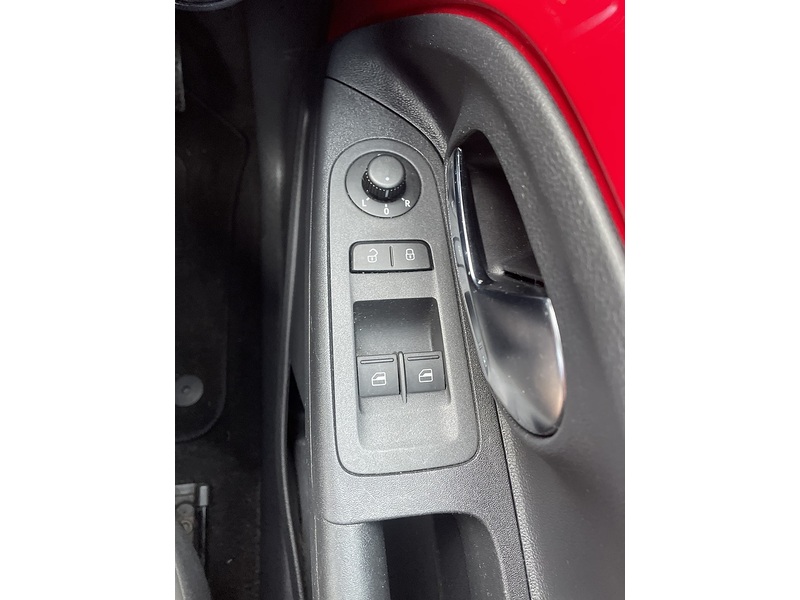 Volkswagen up! High up! - U7291