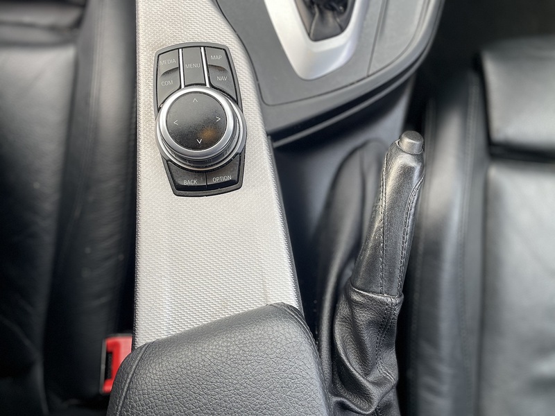 BMW 3 Series 320i M Sport - U7296