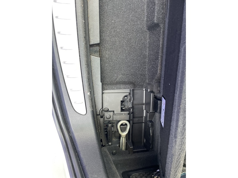 BMW 3 Series 320i M Sport - U7296