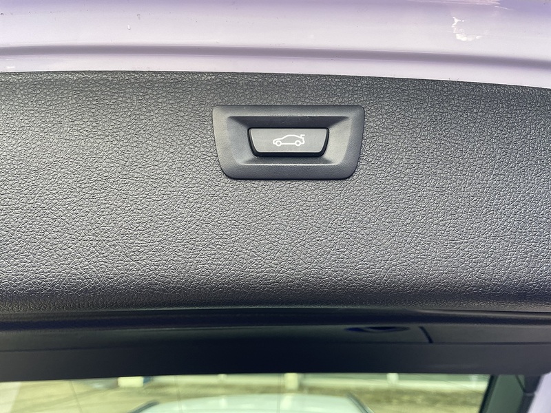 BMW 3 Series 320i M Sport - U7296