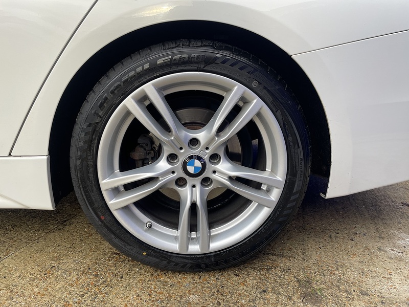 BMW 3 Series 320i M Sport - U7296