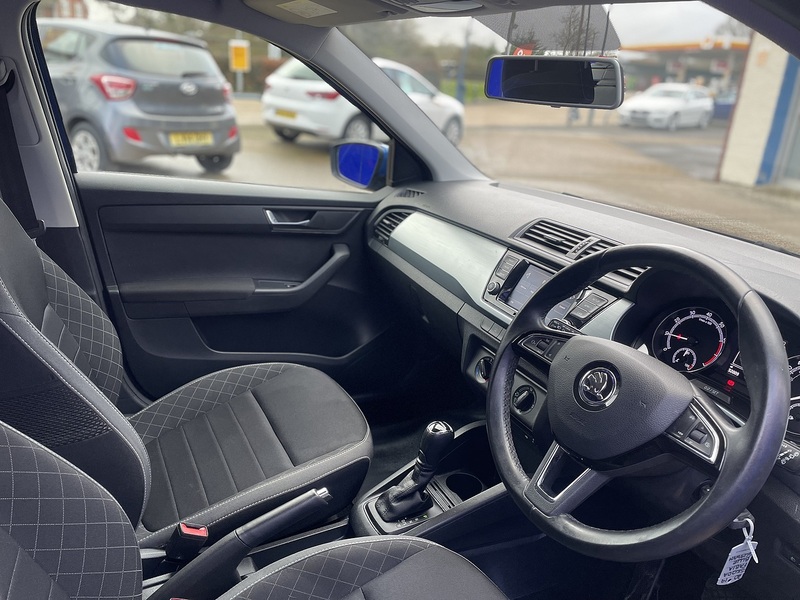 Skoda Fabia TSI SE - U7300