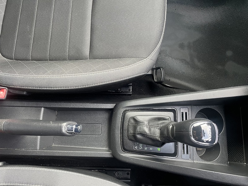 Skoda Fabia TSI SE - U7300