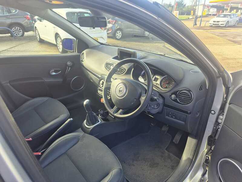 Renault Clio TCe Dynamique TomTom - U7301