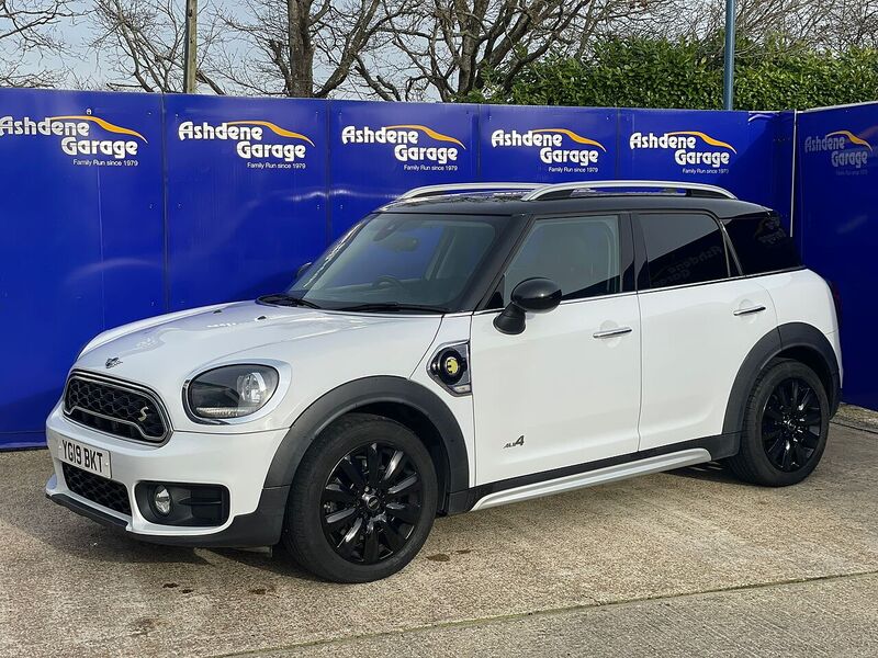 MINI Countryman Cooper SE Classic - U7306