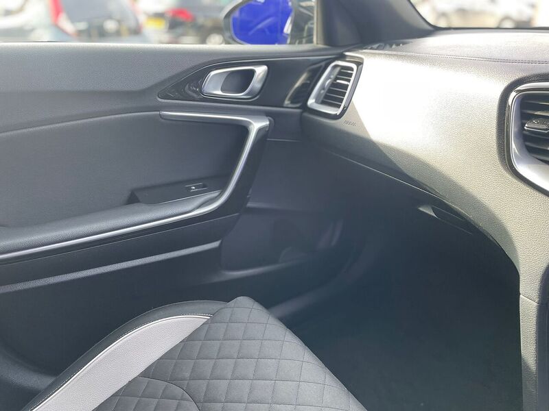 Kia Ceed T-GDi GT-Line - U7308