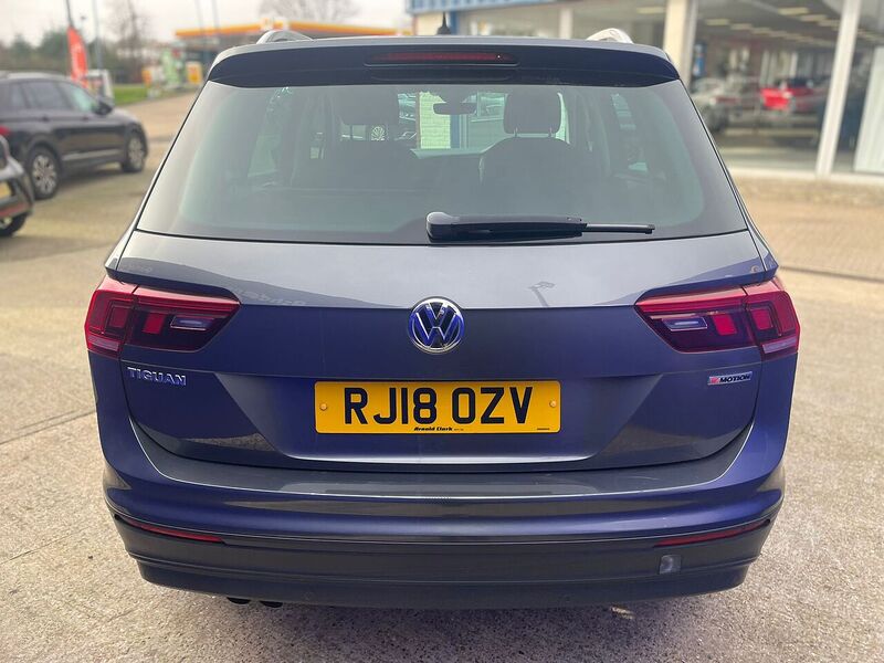 Volkswagen Tiguan TSI SE Navigation - U7310