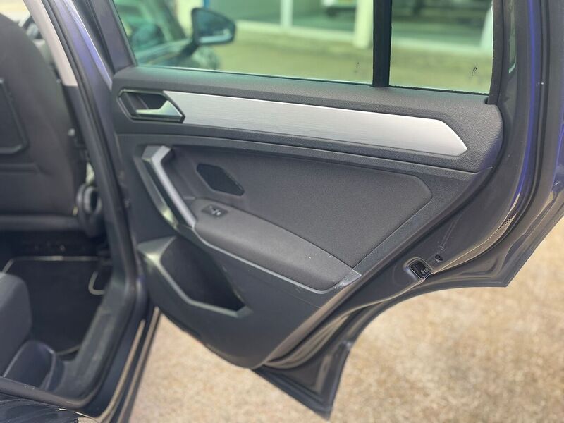 Volkswagen Tiguan TSI SE Navigation - U7310