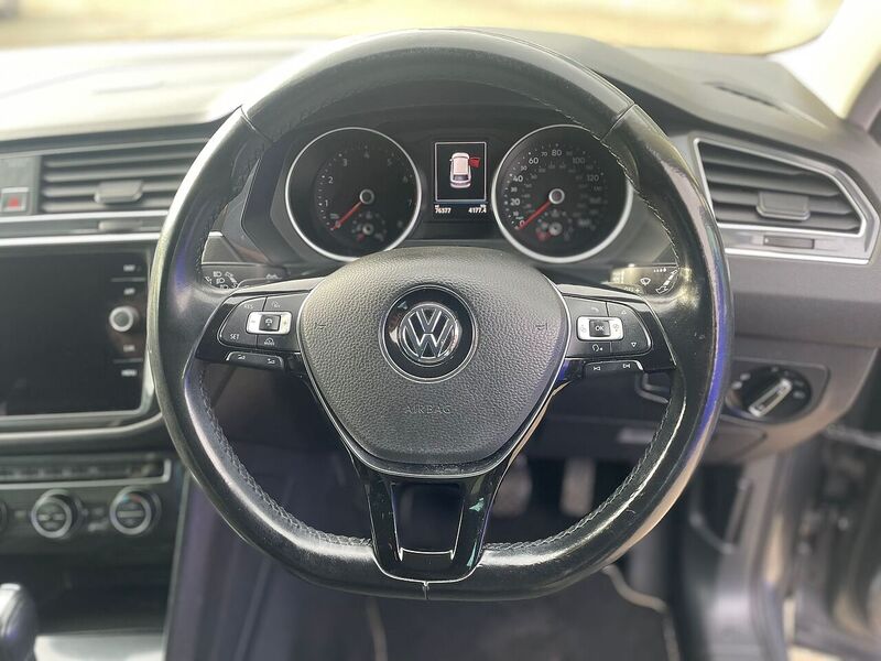 Volkswagen Tiguan TSI SE Navigation - U7310