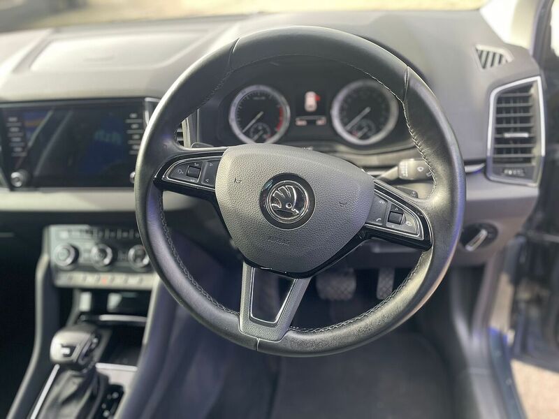 Skoda Karoq TSI SE L - U7311