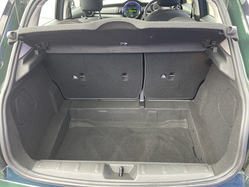 MINI Hatch Cooper - U7324
