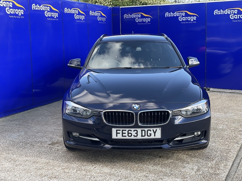 BMW 3 Series 320i Sport - U7326