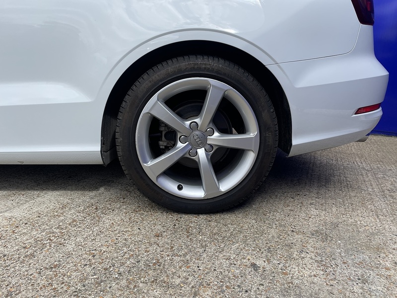 Audi A3 Cabriolet TFSI CoD Sport - U7327