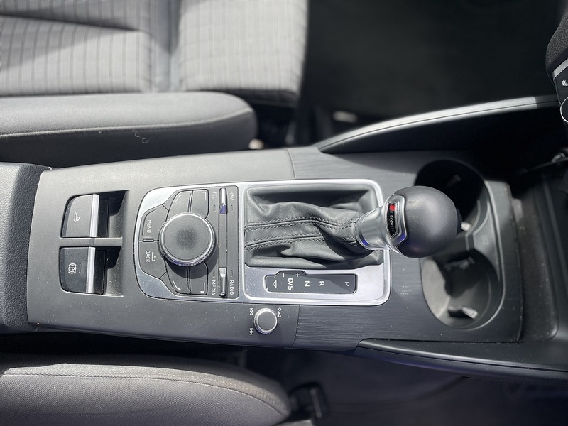 Audi A3 Cabriolet TFSI CoD Sport - U7327