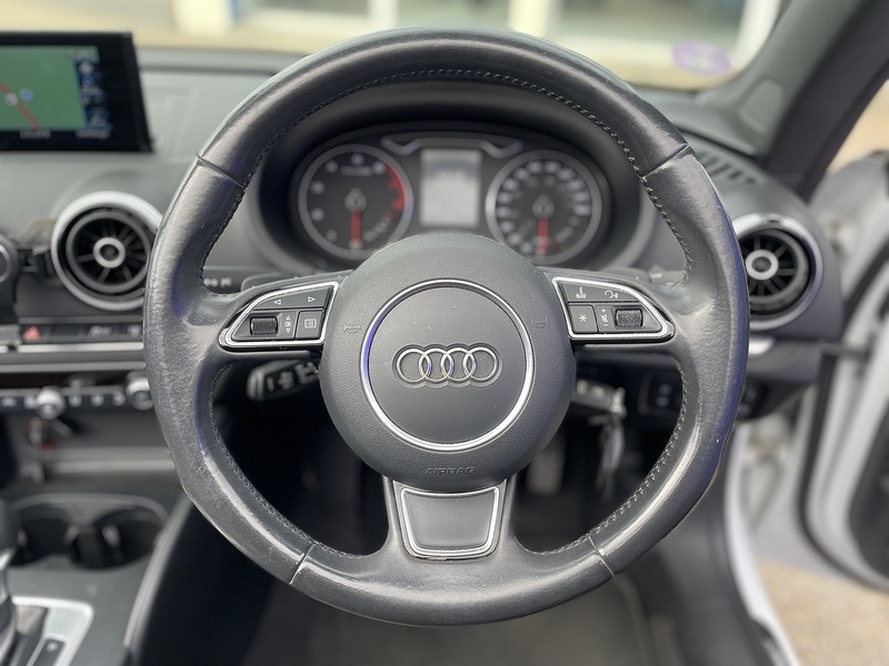 Audi A3 Cabriolet TFSI CoD Sport - U7327