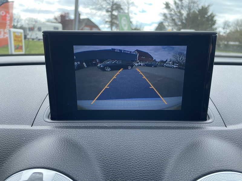 Audi A3 Cabriolet TFSI CoD Sport - U7327