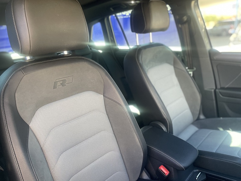 Volkswagen Tiguan TDI BlueMotion Tech R-Line - U7329