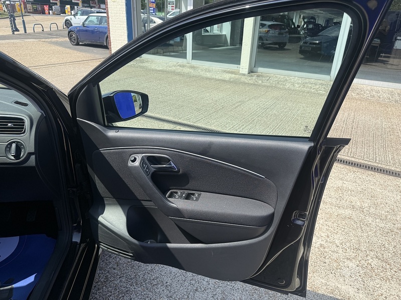 Volkswagen Polo TSI BlueMotion Tech Match Edition - U7333