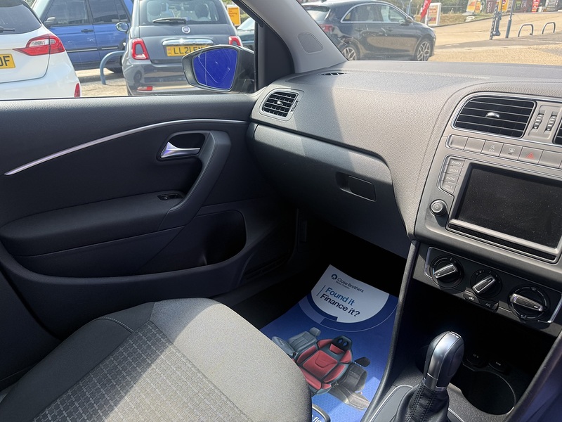 Volkswagen Polo TSI BlueMotion Tech Match Edition - U7333