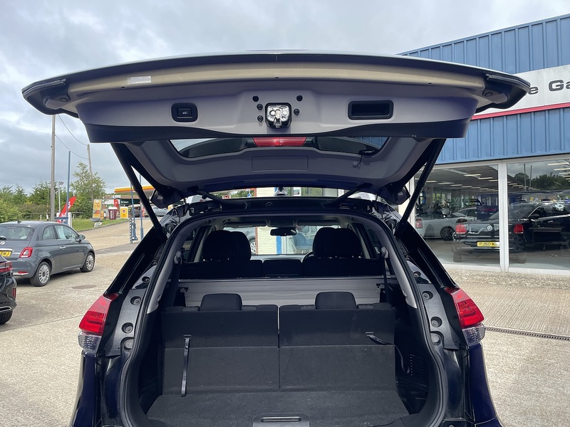 Nissan X-Trail DIG-T N-Connecta - U7342