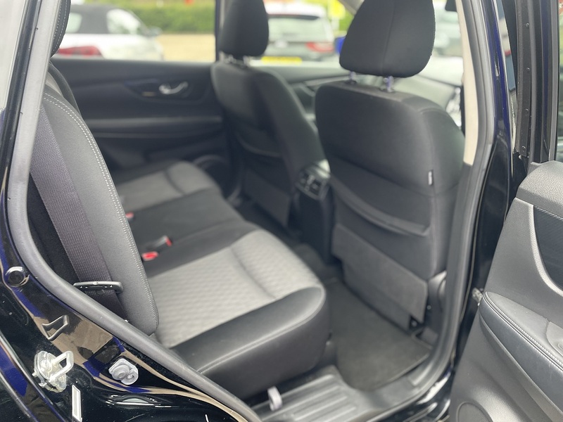 Nissan X-Trail DIG-T N-Connecta - U7342