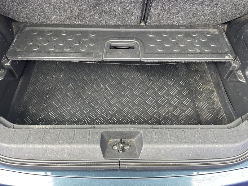 Nissan Note n-tec+ - U7345