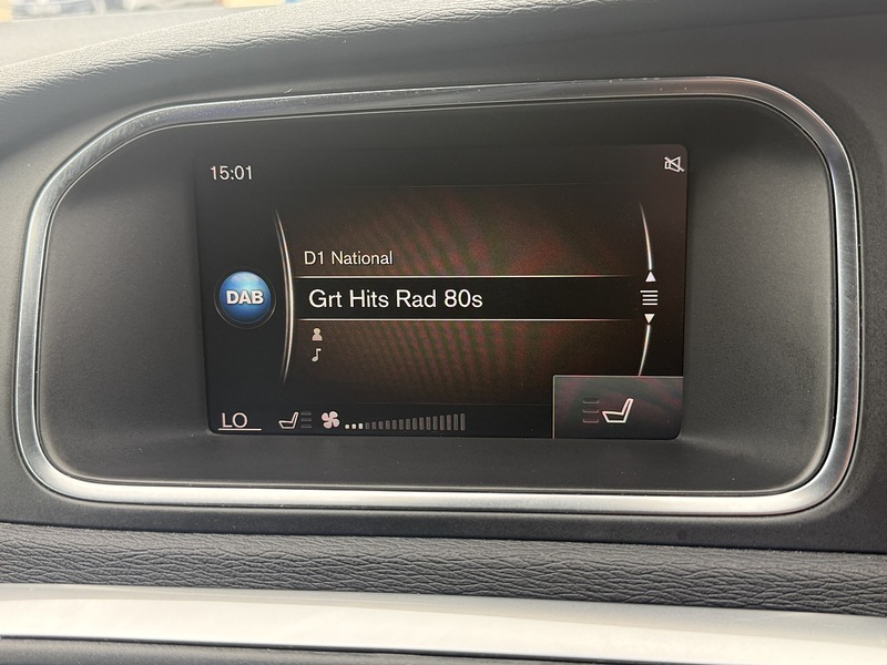 Volvo V40 Cross Country T3 Nav Plus - U7346