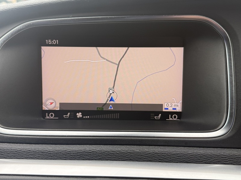 Volvo V40 Cross Country T3 Nav Plus - U7346