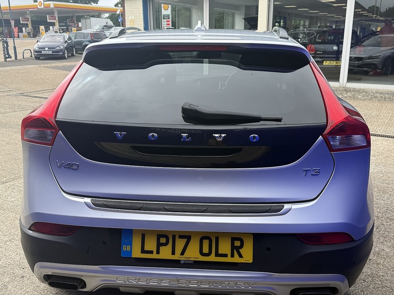 Volvo V40 Cross Country T3 Nav Plus - U7346