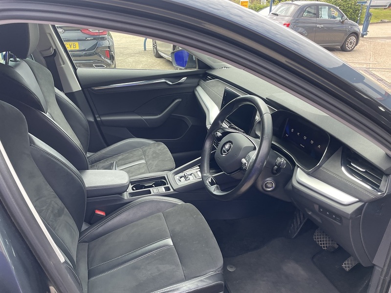 Skoda Octavia TSI iV SE L - U7348